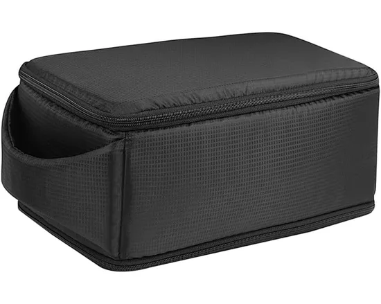 Camera handbag-- adopted of polyester material, practical and , easy to use, can be used for long time.
Camera travel bag-- adopted of polyester material, it is practical and durable, easy to use, can be used for long time.